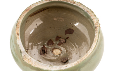 A Longquan Celadon Glazed Porcelain Tripod Censer
