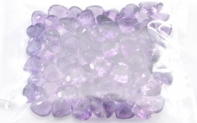 A PARCEL OF LOOSE HEART SHAPED AMETHYSTS WEIGHING 80.00CTS