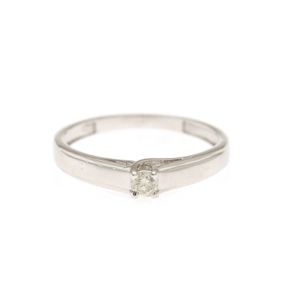 A diamond solitaire ring set with a brilliant-cut diamond, app. 0.10 ct., mounted in 14k white gold. Size 53.