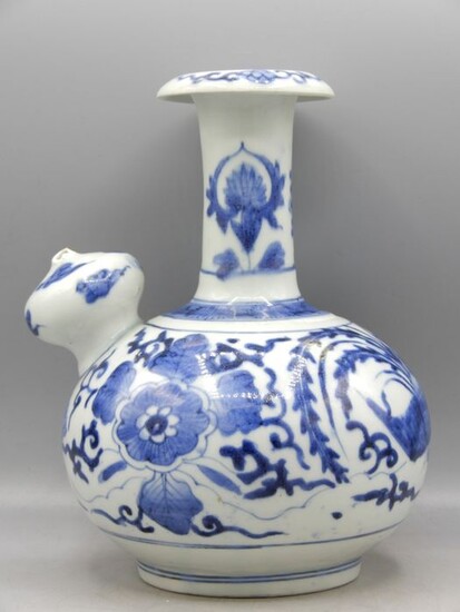 A fine kendi with phoenix decor - Arita - Porcelain - Japan - Edo Period (1600-1868)