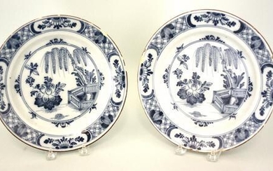 A good pair of mid 18th century Liverpool delft plates