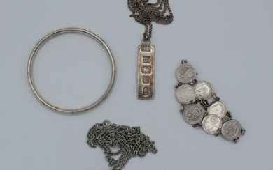 A group of silver jewellery comprising a silver jubilee ingot...