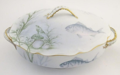 A late 19thC Rosenthal oval scallop shaped tureen with
