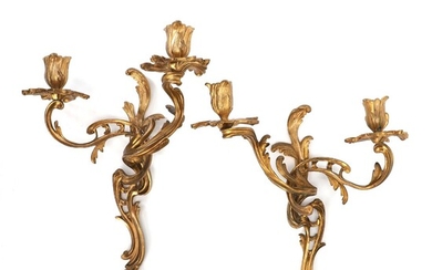 NOT SOLD. A pair of c. 1900 rococostyle gilt bronze sconces. H. 38 cm. (2) – Bruun Rasmussen Auctioneers of Fine Art