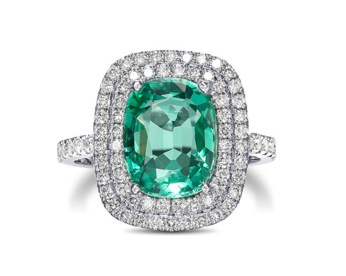 AAA 3.83 Carat Natural Emerald ( Minor ) & 0.90Ct Diamonds White gold - Ring Emerald - Diamonds