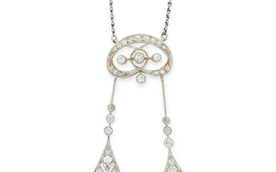AN ANTIQUE DIAMOND LAVALIER NECKLACE in yellow gold and