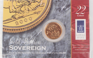An Elizabeth II Gold Bullion sovereign 2000, mounted within a presentation card gift pack.