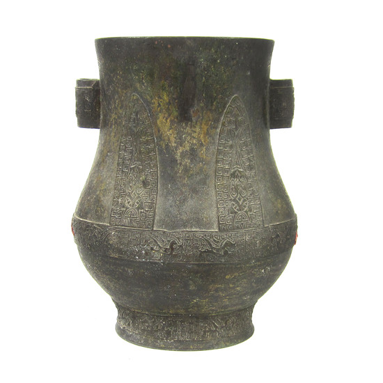 An archaistic style bronze vase, hu