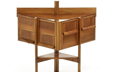 Antonio Salvadori Corner cabinet with four drawers
