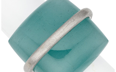 Aquamarine, White Gold Ring Stones: Aquamarine cabochon Metal: 18k...