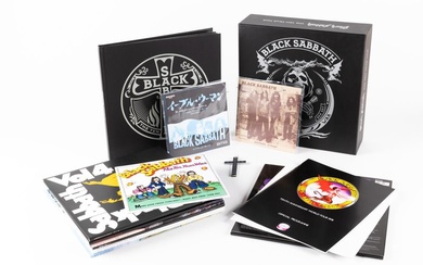 BLACK SABBATH The Ten Year War Coffret comprenant : 8 LPS et 2 SP reproduits...