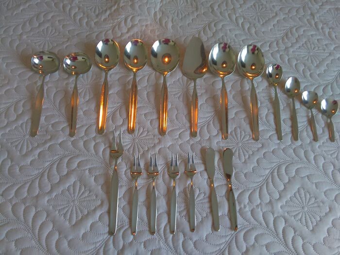 Begeer Voorschoten - Silver plated cutlery set for 12 people (150) - Silverplate