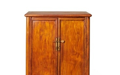 CHINE - XIXe siècle Paire de cabinets en... - Lot 65 - Aponem