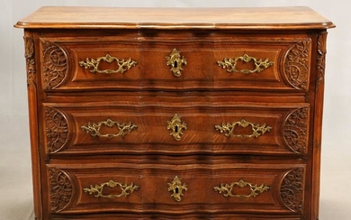 COUNTRY FRENCH WALNUT COMMODE 19TH.C.
