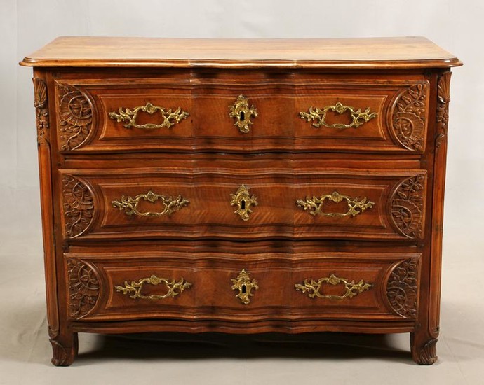COUNTRY FRENCH WALNUT COMMODE 19TH.C.