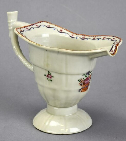Chinese Hand Painted Porcelain Sauce Boat