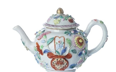 Chinese Porcelain 'Flowering Vases' Teapot, Yongzh