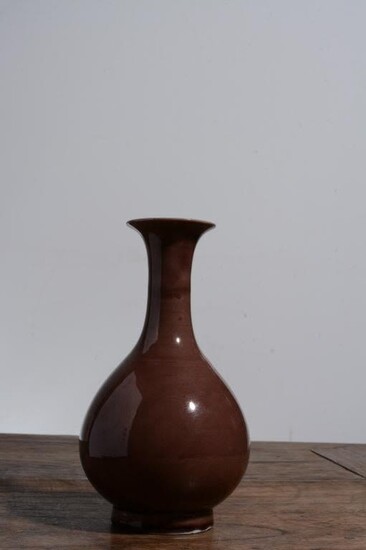 Chinese Purple Glazed Porcelain Yuhu Vase,Mark
