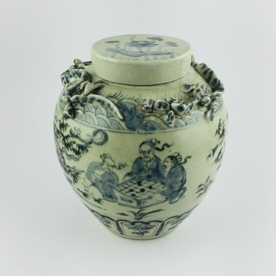 Chinese porcelain pot