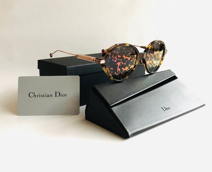 Christian Dior - DIORUMBRAGE-0X3 52, Havana RedGold, Mirrored Reflective Floral lenses, *Brand new & Unused Sunglasses