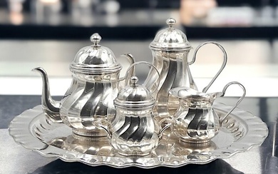 Coffee and tea service (5) - "UK's Tea Time" Cesellato e Sbalzato a Torchon - Vintage 1960s - Silver Plated