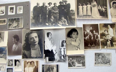 Collection of 29 photos of Jewish people, Europe, Palestine, Israel, 1st half of 20th cen.