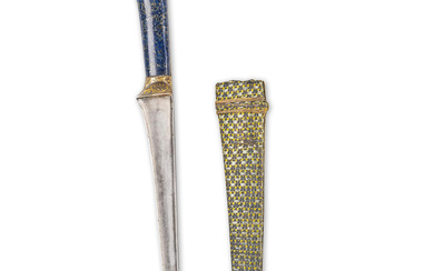Dague en acier à manche en lapis-lazuli damasquiné or (peshkabz),...