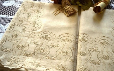 Enchanting pure linen sheet with hand stitch embroidery - 270 x 285 cm - Linen - 21st century