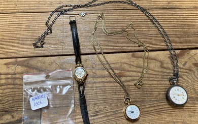 Ensemble de 3 montres anciennes comprenant un bracelet-montre et deux montres de poche dont une...