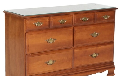 Federal Style Maple Dresser, Late 20th Century