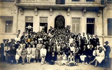 Group Photograph of the Fabric Workers' Association, October 1923, Tel Aviv