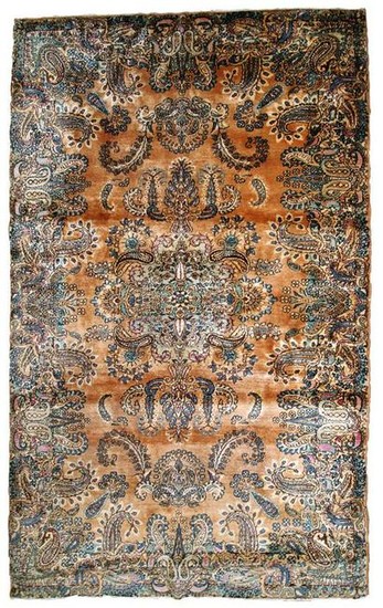 Handmade antique Persian Kerman rug 4.1' x 6.10' (125cm