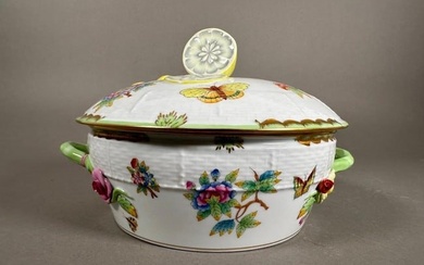 Herend Queen Victoria Green Covered Vegetable Dish