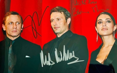 James Bond 007: Casino Royale - Triple signed by Daniel Craig, Mads Mikkelsen and Caterina Murino