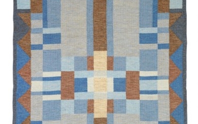 Kerstin Persson: “Preludium”. Handwoven carpet of wool in rölakan technique. L. 300 cm. W. 193 cm.