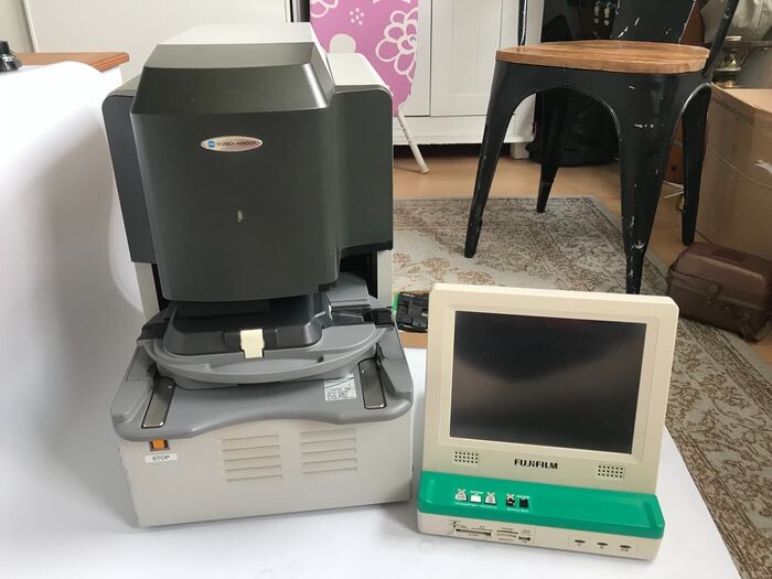 Konica Minolta S2 professional lab scanner