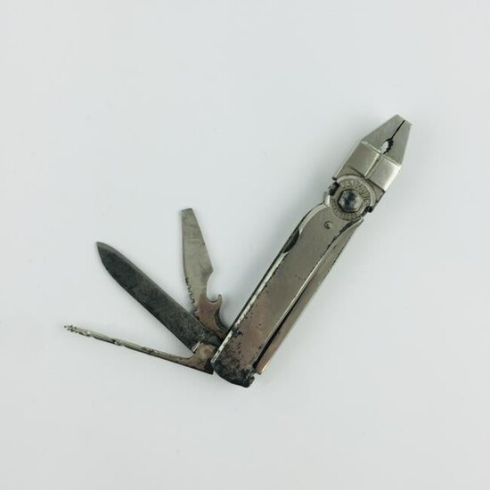 L'Electric French multifunction penknife