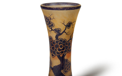 Le Verre Francais (1918-1932) Footed Vase circa 1925 cameo glass,...