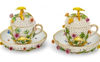 Meissen (German) Schneeballen Porcelain Cups, Covers & Saucers, Ca. 1880, H 5.5" Dia. 5.5" 1 Pair