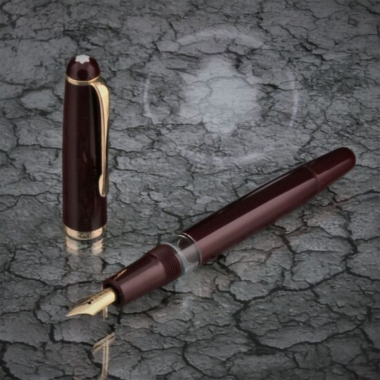 Montblanc - Fountain pen -342 - Bordeaux Wine Red Burgundy 14K 585 Gold Nib - Polished & Cleansed in New Conditions of 1