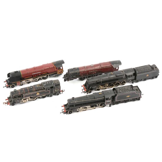 OO gauge model railway locomotives; five including Hornby Black 5, 4-6-0, 45158 etc