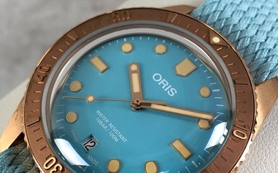 Oris - Divers Sixty-Five Cotton Candy Bronze Automatic - 01 733 7771 3155-07 3 19 02BRS - Unisex - 2011-present