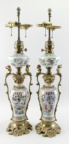 PAIR OF BRONZE-MOUNTED CHINESE EXPORT PORCELAIN VASES