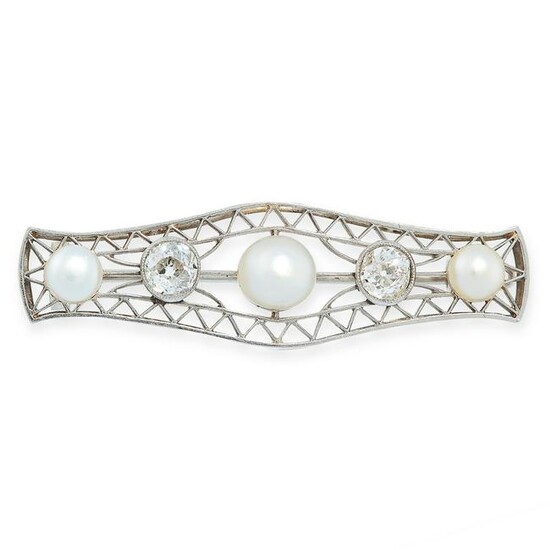 PEARL AND DIAMOND BROOCH, EARLY 20TH CENTURY the open