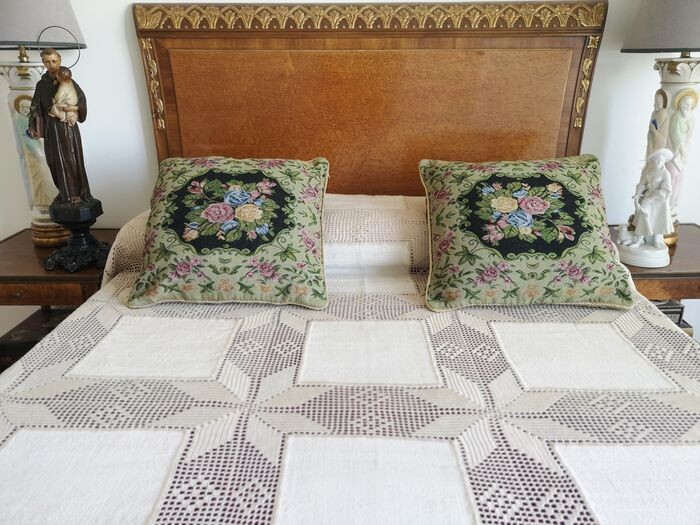 Pure linen bedspread, rustic texture, with handwoven crochet inserts - 290 x 250 cm - Linen - Second half 20th century