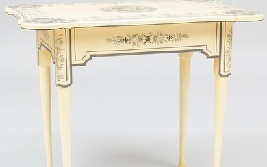 Queen Anne Style Painted Tea Table, of Recent