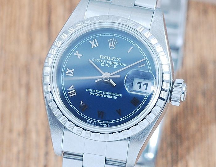 Rolex - Oyster Perpetual Date - 79240 - Women - 1990-1999