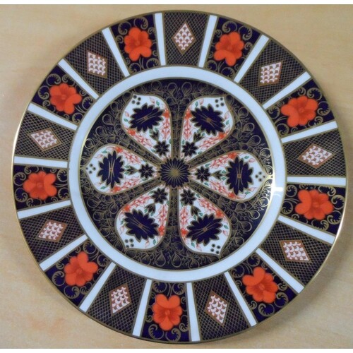 Royal Crown Derby, Imari plate, 1128, 27 cm in diameter