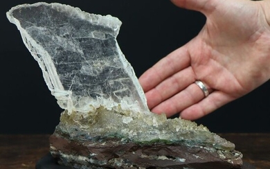 Selenite with calcite Freeform - 210×170×150 mm - 1700 g
