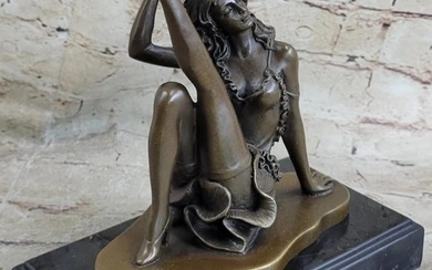 Sexy Burlesque Dancer Bronze Sculpture Statue Statue Art Deco Marble Figurine